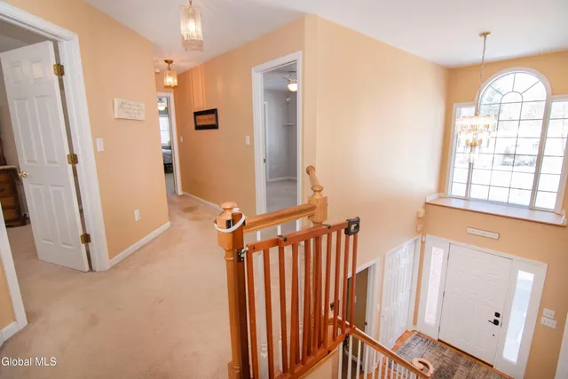 $584,900 | 19 Mann Boulevard, Halfmoon, NY 12065