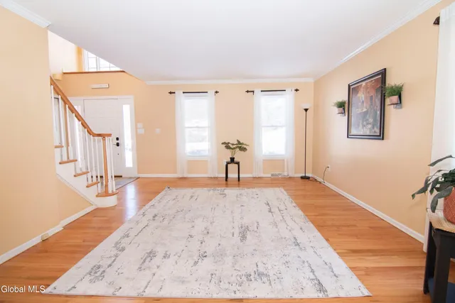 $584,900 | 19 Mann Boulevard, Halfmoon, NY 12065