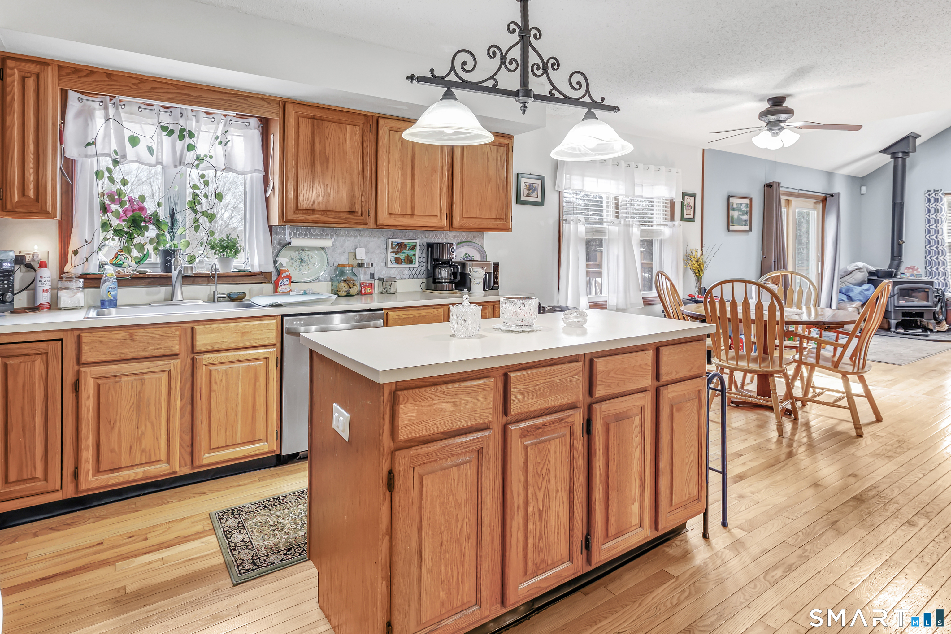 116 Old Ridge Road New Milford, CT 06776 - Photo 4 of 28