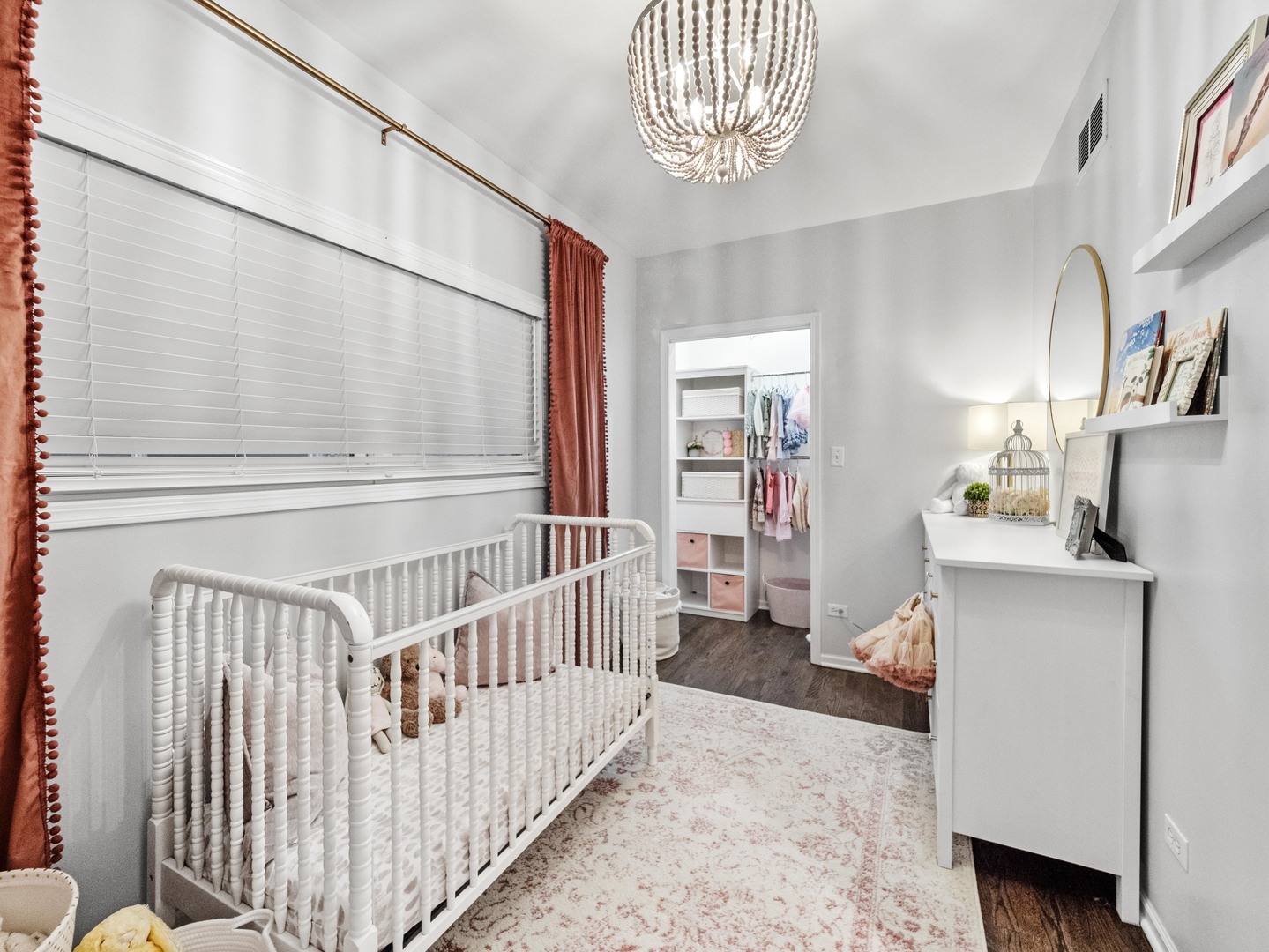 1447 West Walton Street, Unit 1 Chicago, IL 60642 - Photo 14 of 27