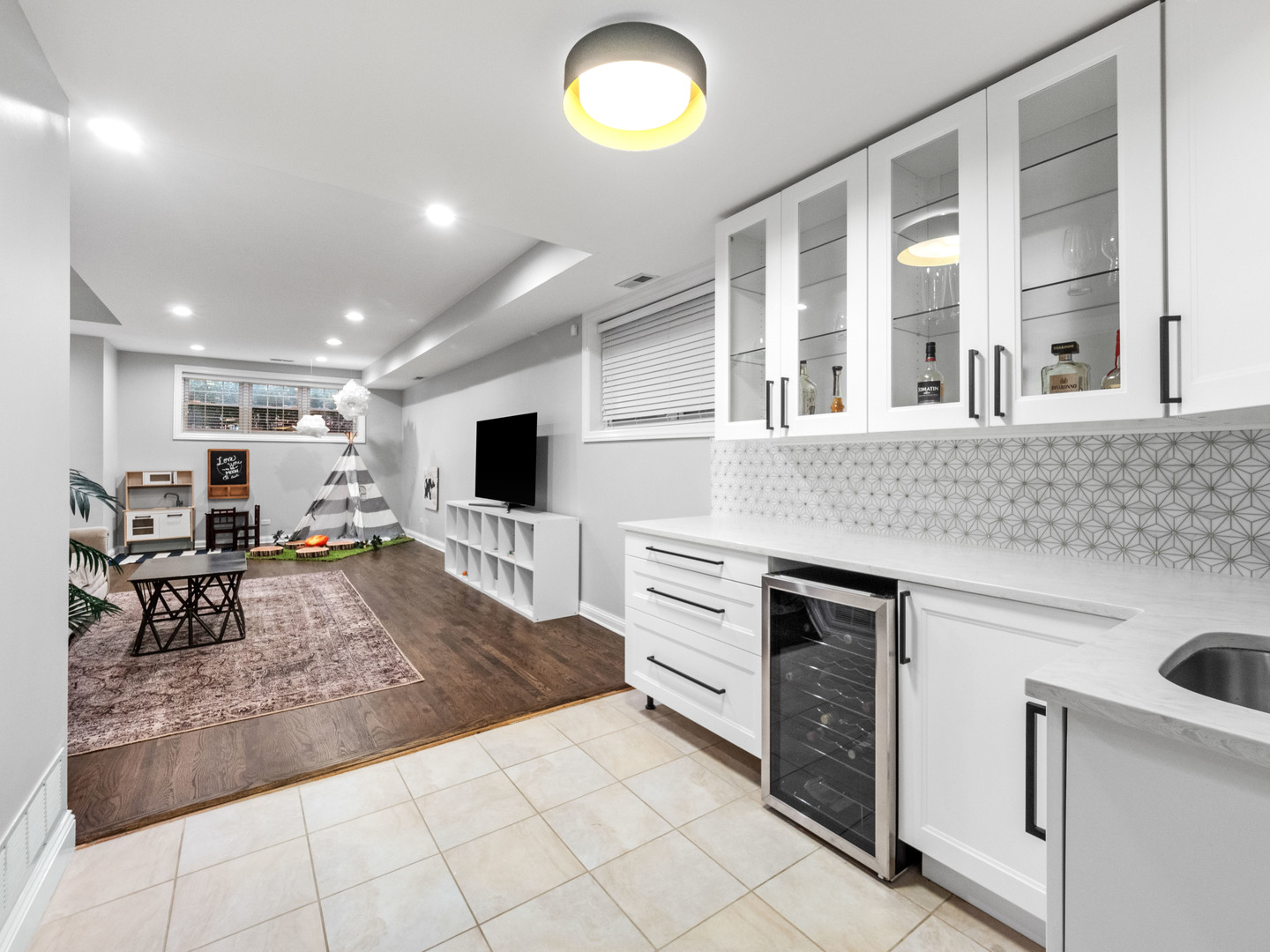 1447 West Walton Street, Unit 1 Chicago, IL 60642 - Photo 20 of 27