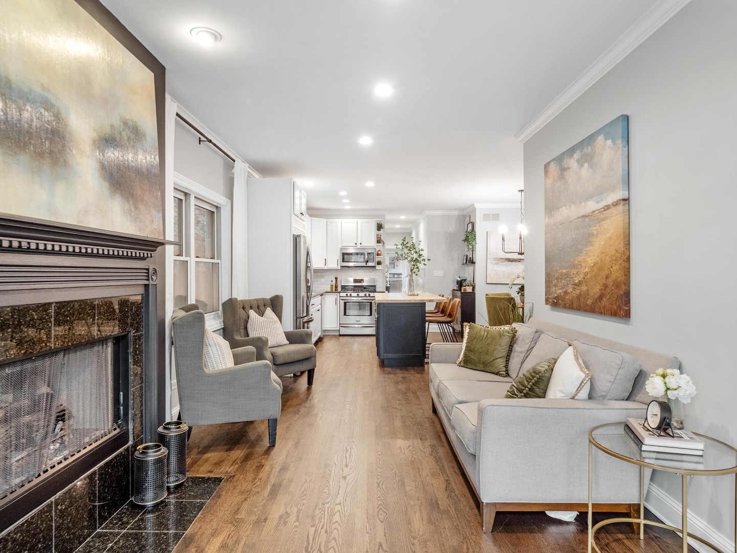 1447 West Walton Street, Unit 1 Chicago, IL 60642 - Photo 3 of 27