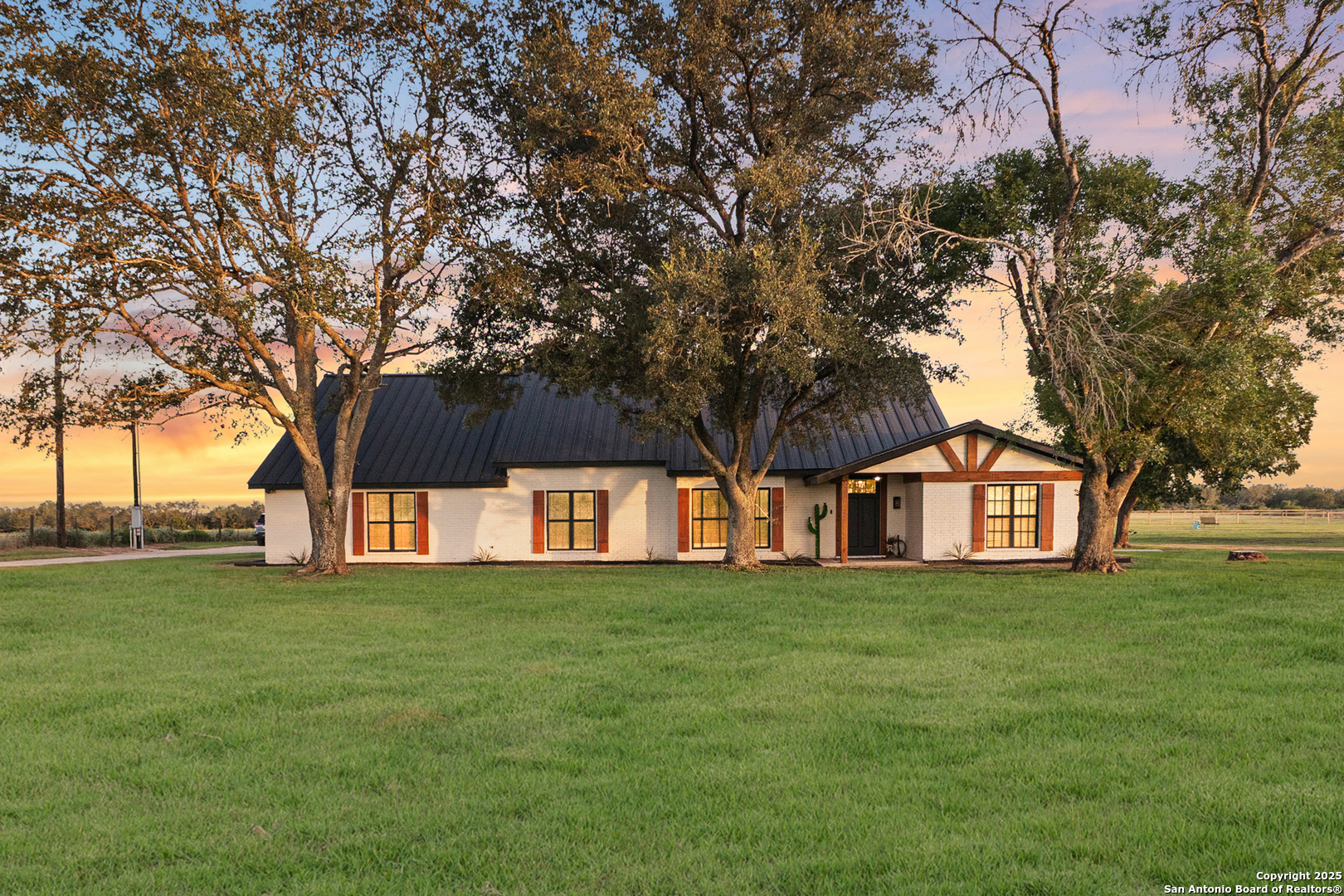 1591 Leissner School Road Seguin, TX 78155 - Photo 4 of 50