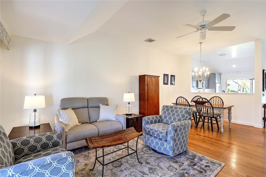 3 Pendleton Place Narragansett, RI 02882 - Photo 14 of 43