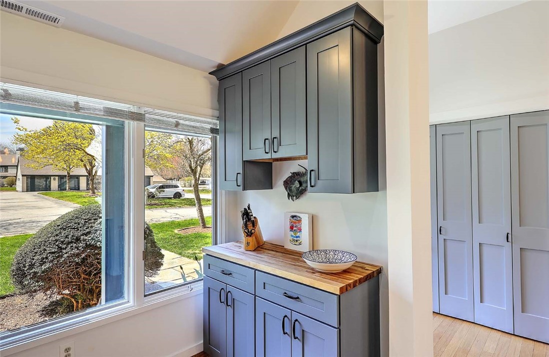 3 Pendleton Place Narragansett, RI 02882 - Photo 19 of 43