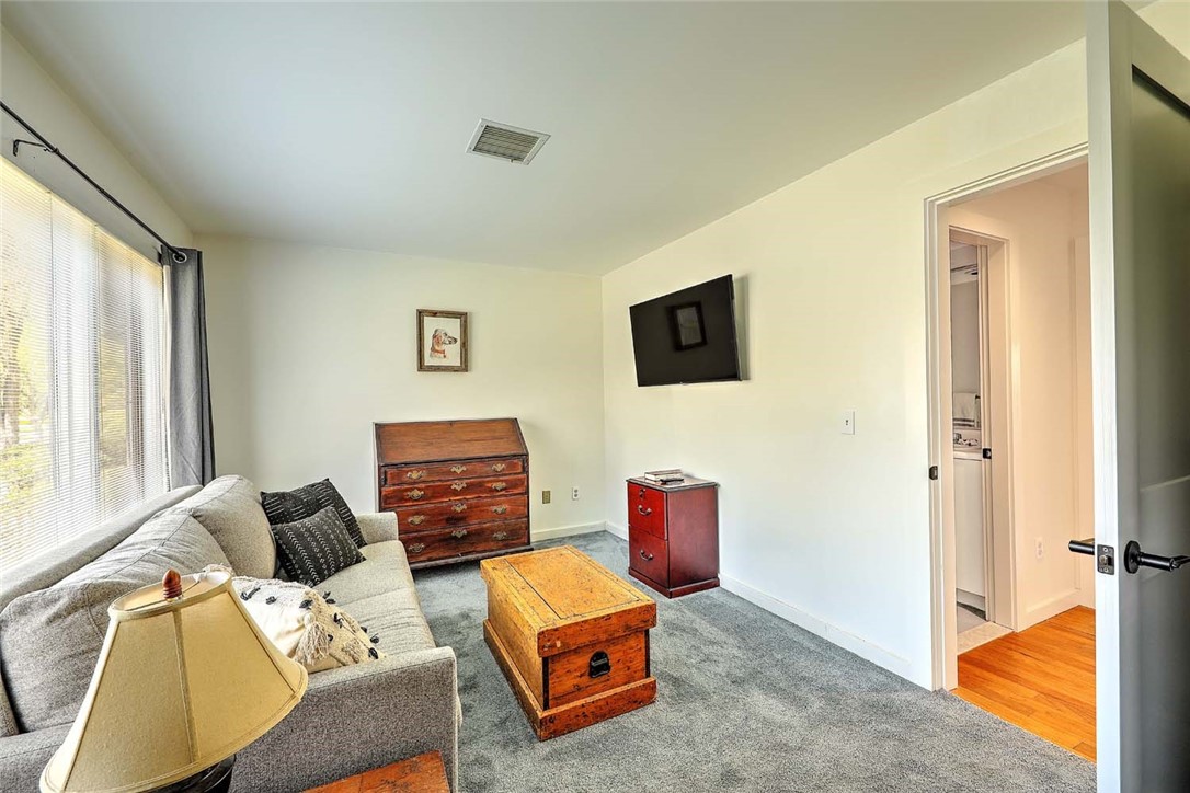 3 Pendleton Place Narragansett, RI 02882 - Photo 31 of 43