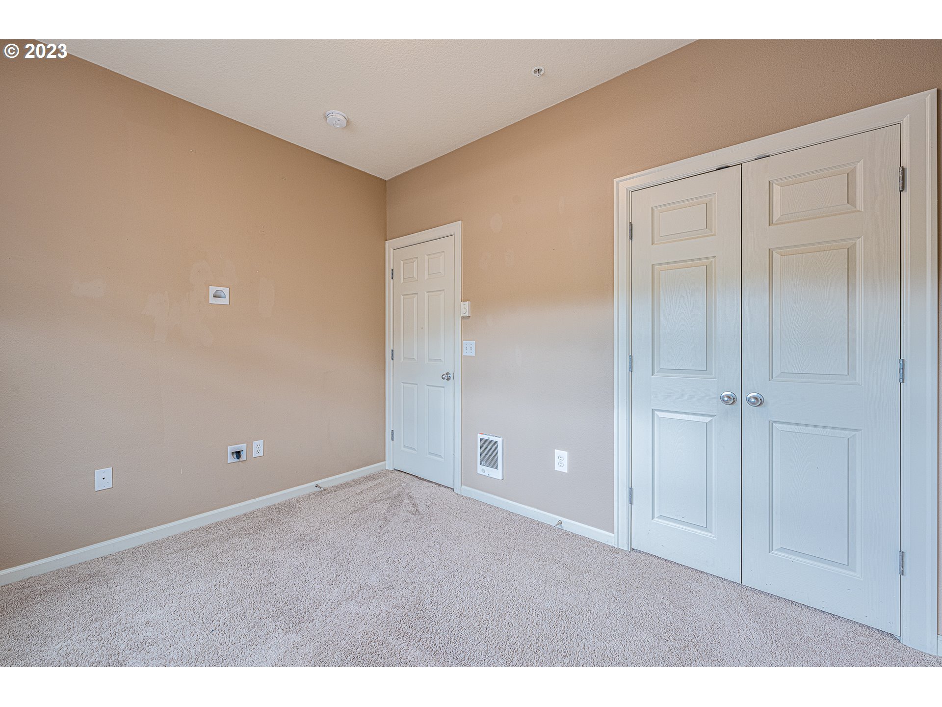 17335 Ruben Lane, Unit 19 Sandy, OR 97055 - Photo 16 of 27 a view of an empty room