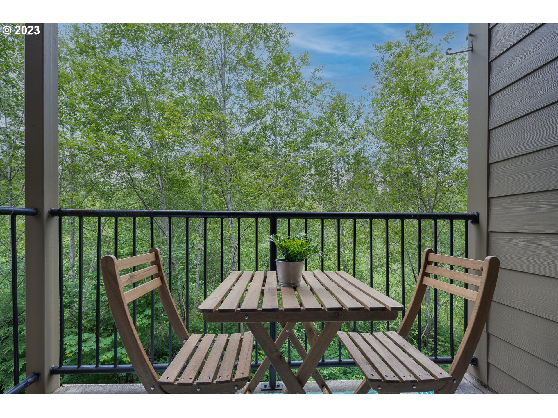 17335 Ruben Lane, Unit 19 Sandy, OR 97055 - Photo 21 of 27 a view of balcony with furniture