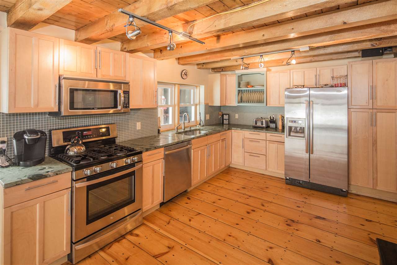 206 Currier Road Killington, VT 05751 - Photo 3 of 32 Gallery Image 3