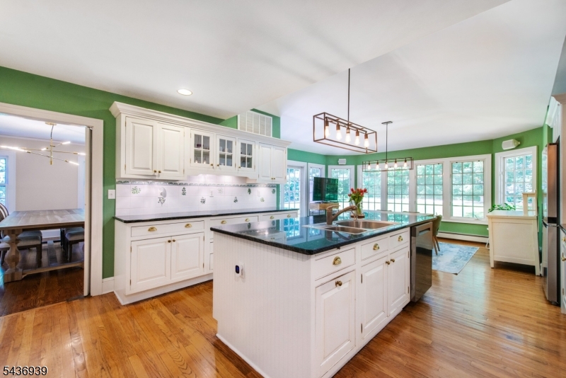 11 Yorke Road Mountain Lakes, NJ 07046 - Photo 13 of 50