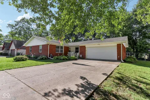$260,000 | 12323 Old Orchard Drive, Indianapolis, IN 46236