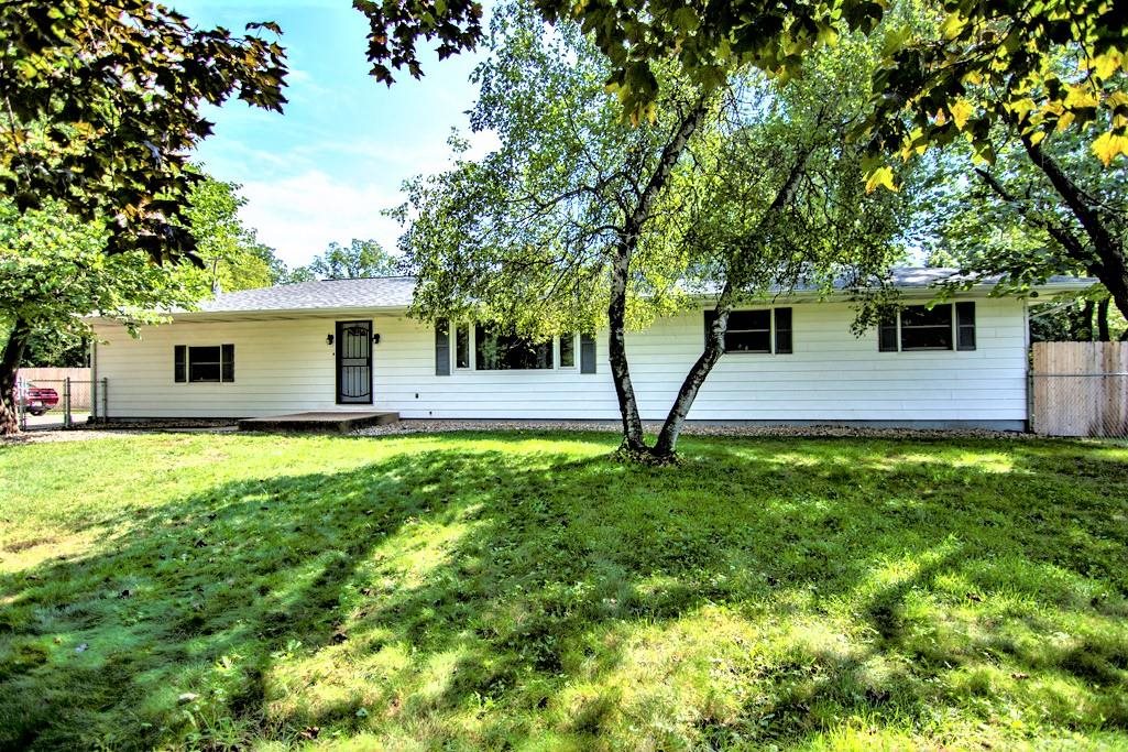 52032 Grape Road Granger, IN 46530 - Photo 1 of 32 Gallery Image 1
