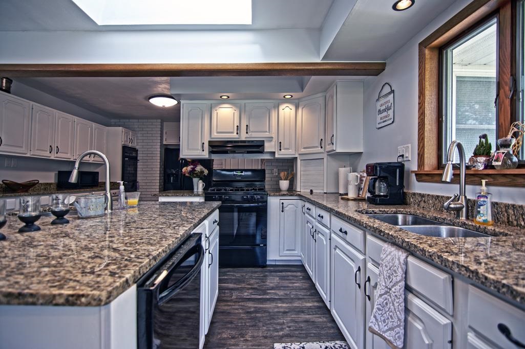 52032 Grape Road Granger, IN 46530 - Photo 3 of 32 Gallery Image 3