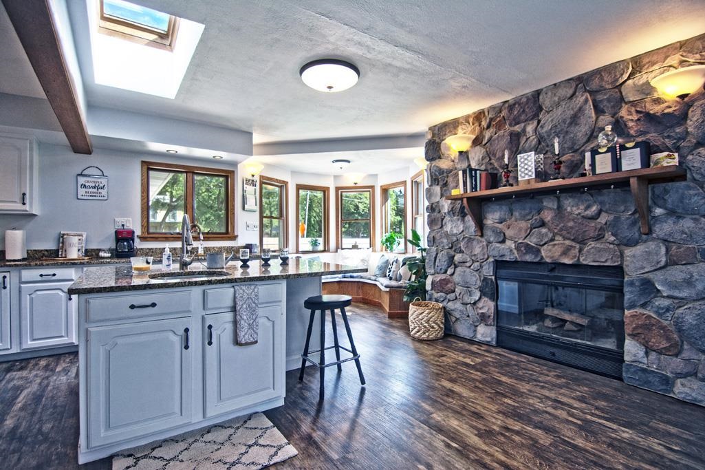 52032 Grape Road Granger, IN 46530 - Photo 5 of 32 Gallery Image 5