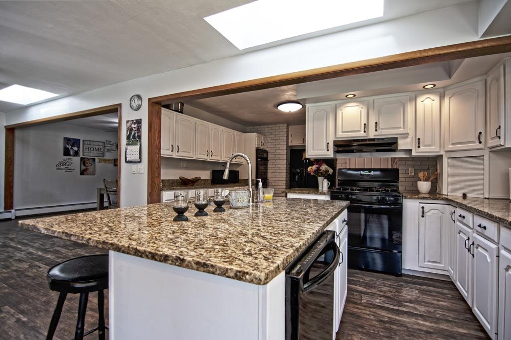 52032 Grape Road Granger, IN 46530 - Photo 10 of 32 Gallery Image 10
