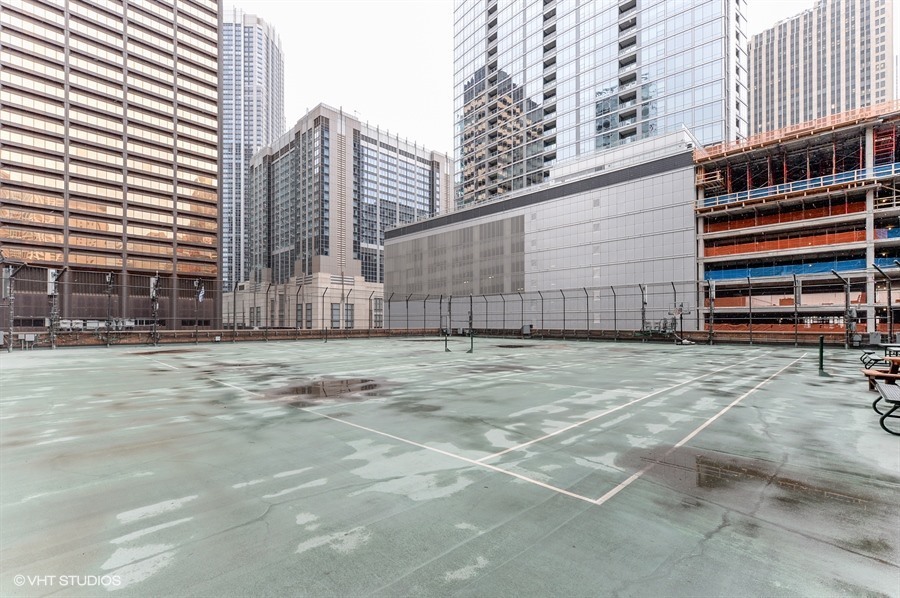 211 East Ohio Street, Unit 804 Chicago, IL 60611 - Photo 15 of 19