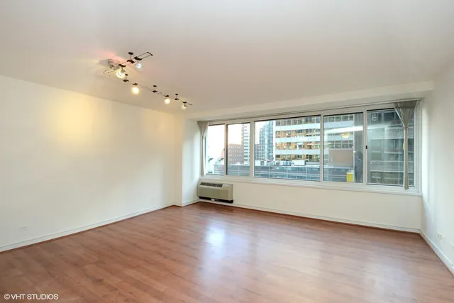 $2,100 | 211 East Ohio Street, Unit 804, Chicago, IL 60611
