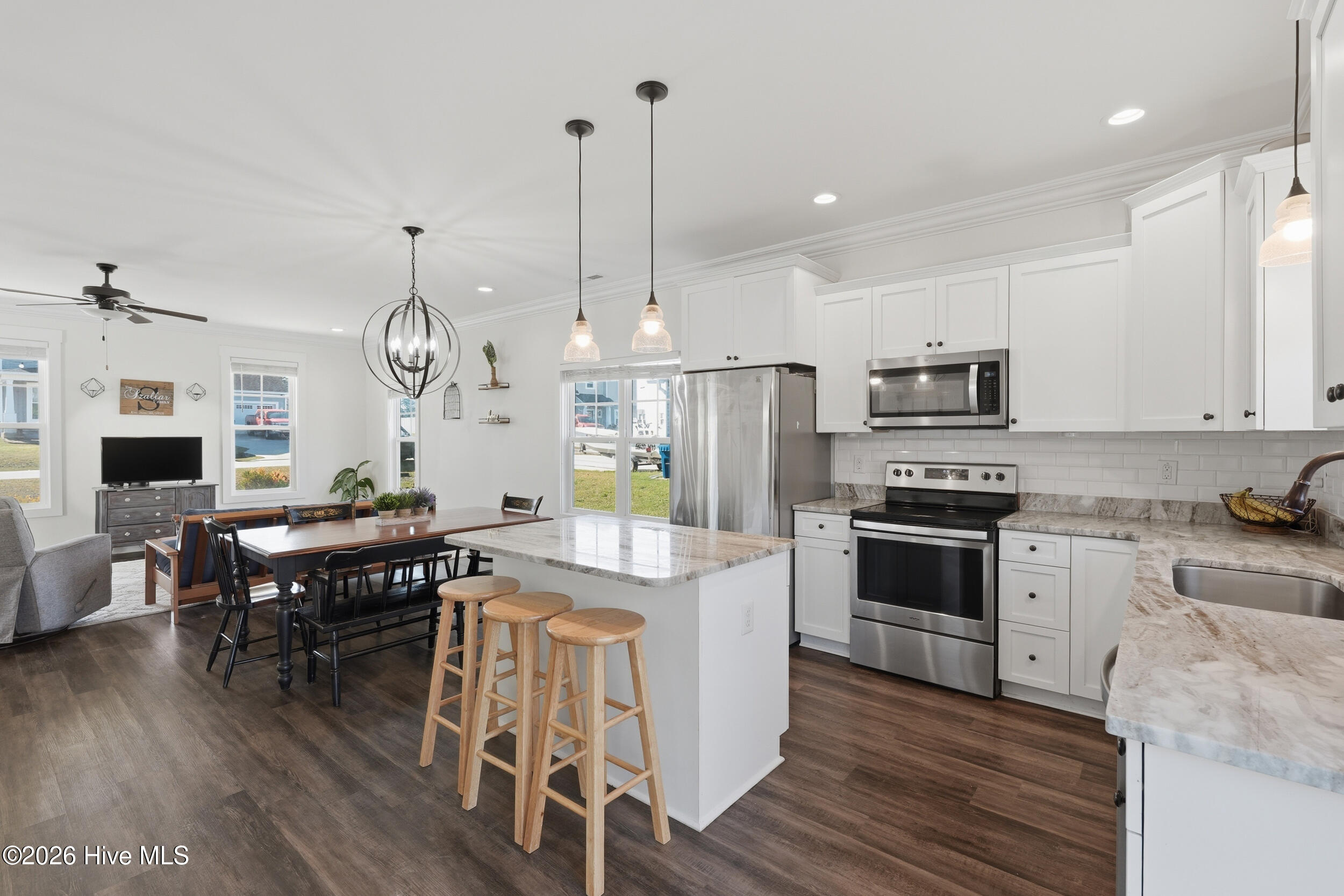 304 Holbrook Lane Hubert, NC 28539 - Photo 14 of 54 14_kitchen