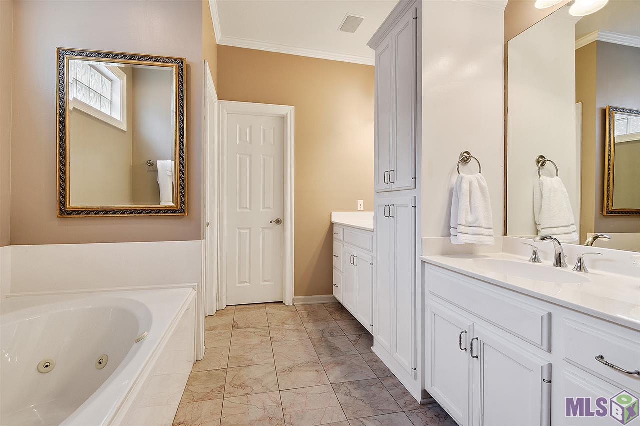 1354 East Stanwick Place Baton Rouge, LA 70810 - Photo 11 of 17 Gallery Image 11