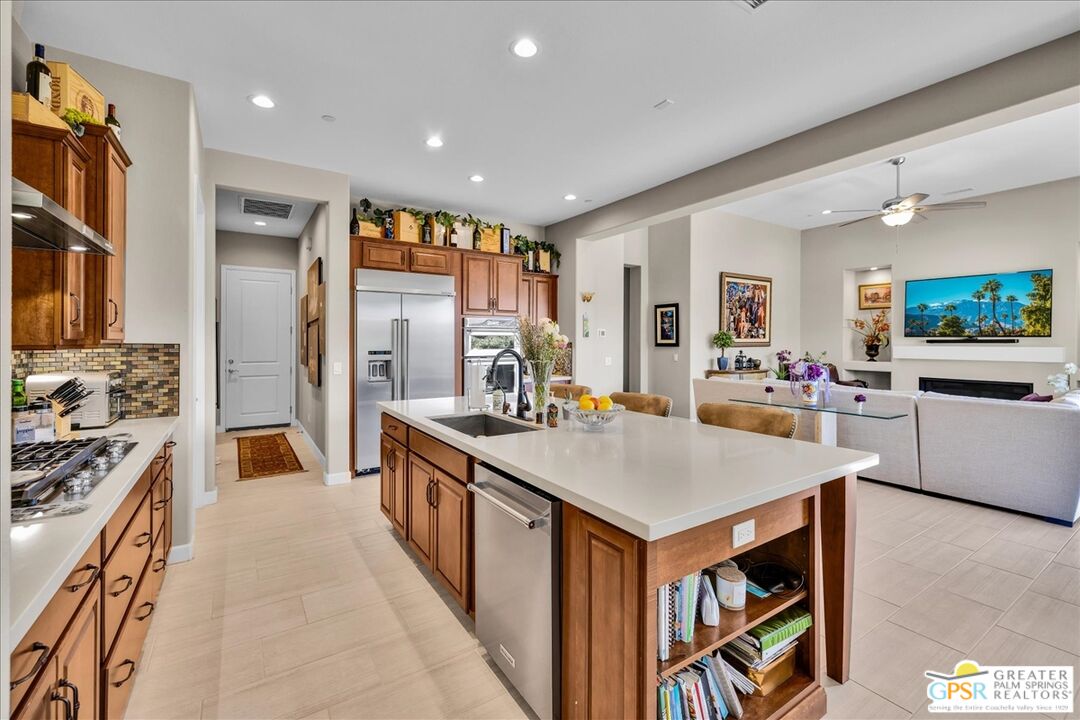 81 Claret Road Rancho Mirage, CA 92270 - Photo 14 of 38