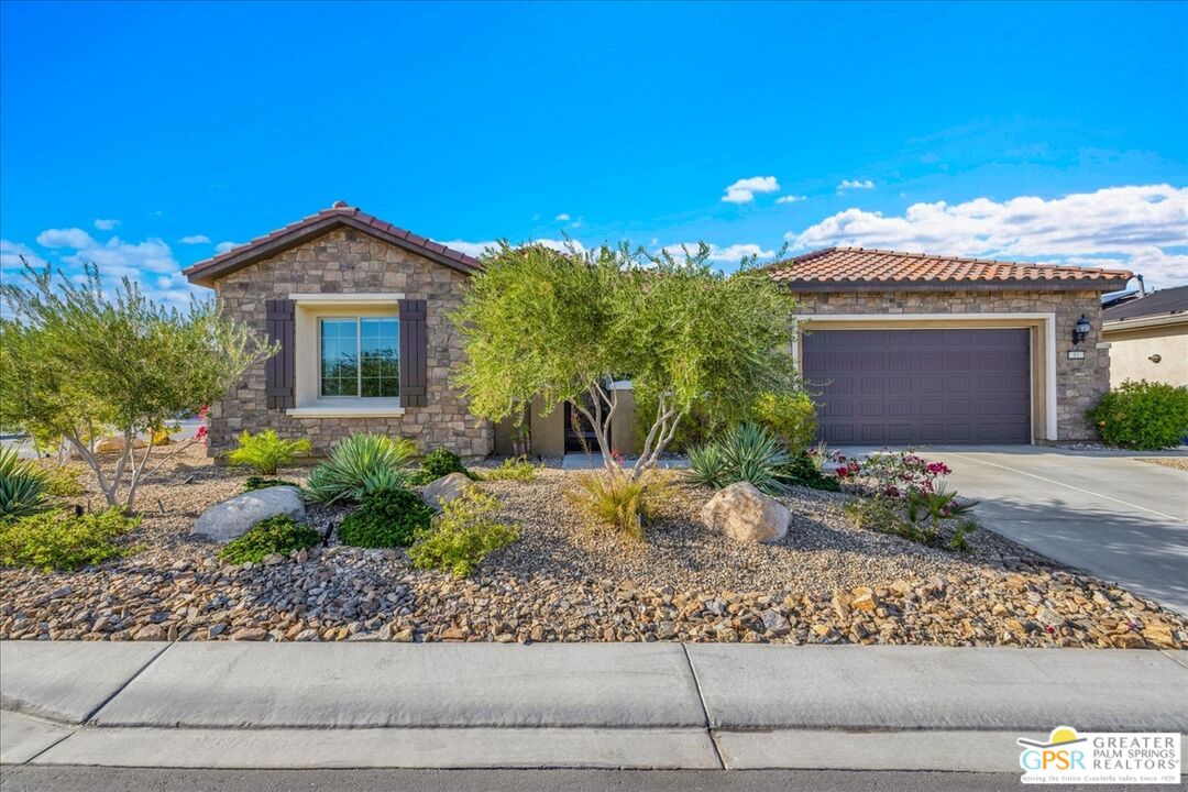 81 Claret Road Rancho Mirage, CA 92270 - Photo 7 of 38