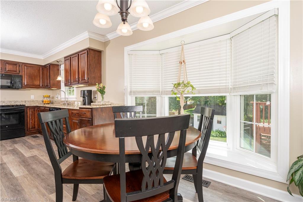 3841 Sandlewood Road High Point, NC 27265 - Photo 15 of 50 Gallery Image 15