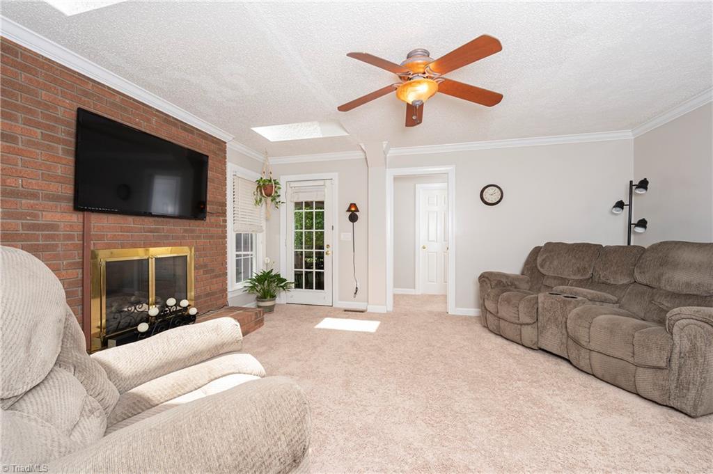 3841 Sandlewood Road High Point, NC 27265 - Photo 17 of 50 Gallery Image 17