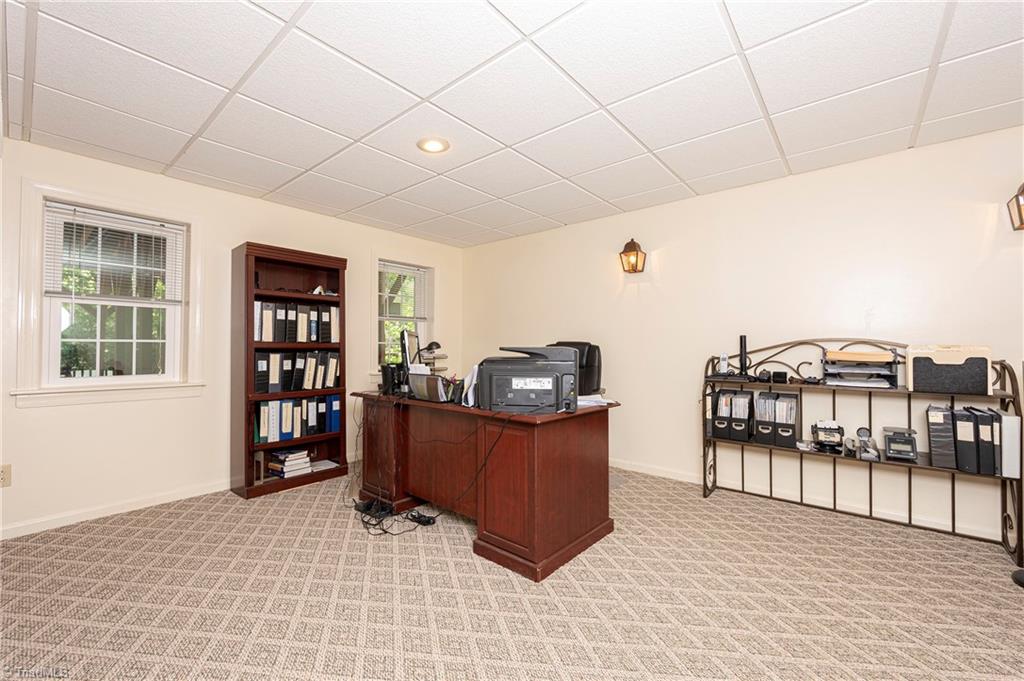 3841 Sandlewood Road High Point, NC 27265 - Photo 34 of 50 Gallery Image 34
