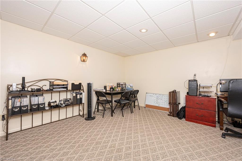 3841 Sandlewood Road High Point, NC 27265 - Photo 35 of 50 Gallery Image 35
