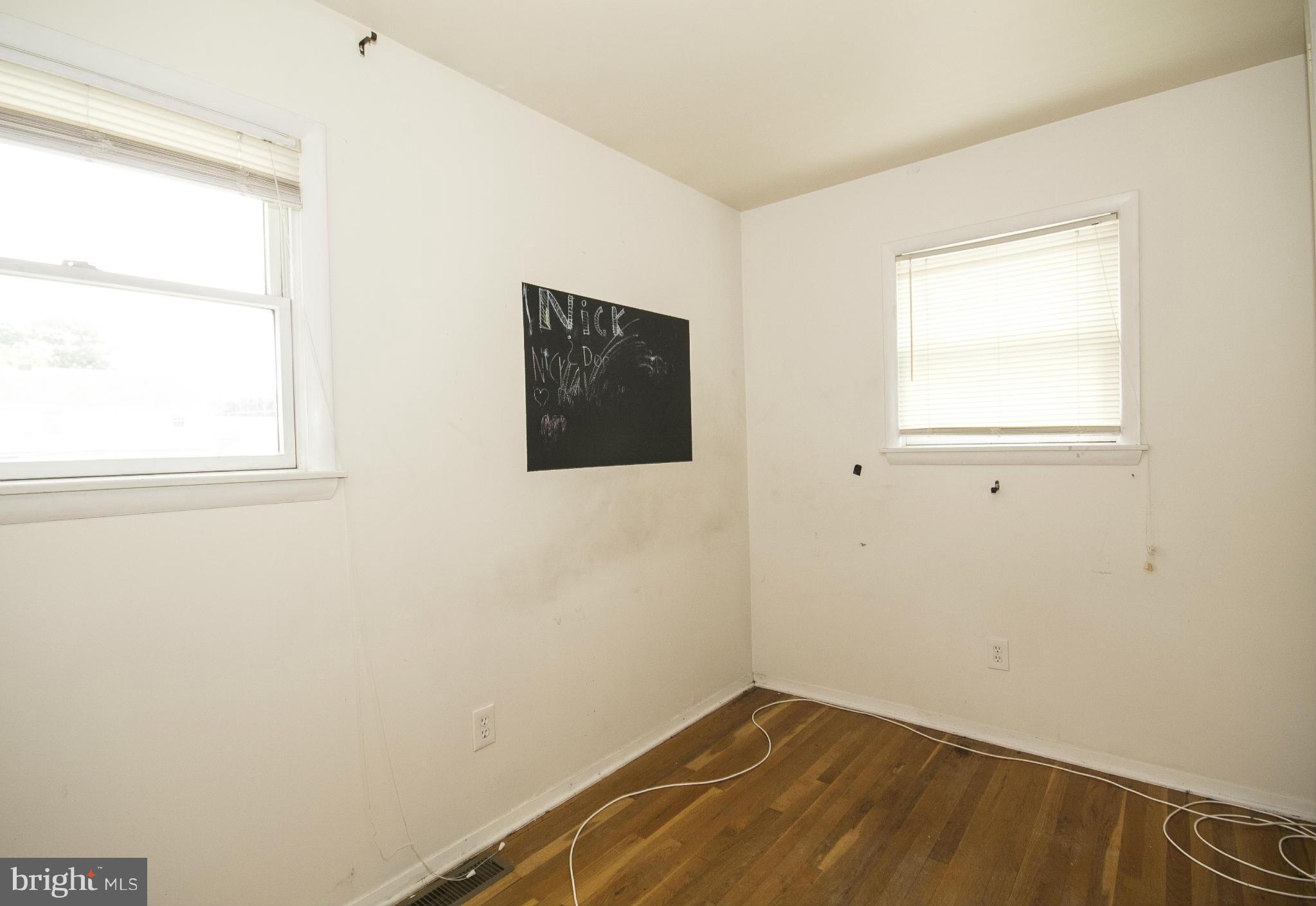 2403 Oak Manor Road Baltimore, MD 21219 - Photo 11 of 17 Bedroom