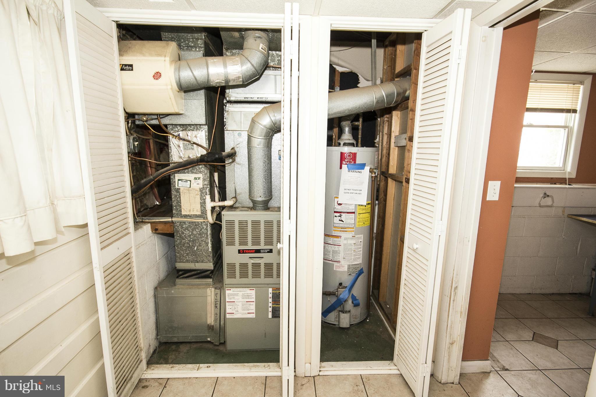 2403 Oak Manor Road Baltimore, MD 21219 - Photo 15 of 17 Basement
