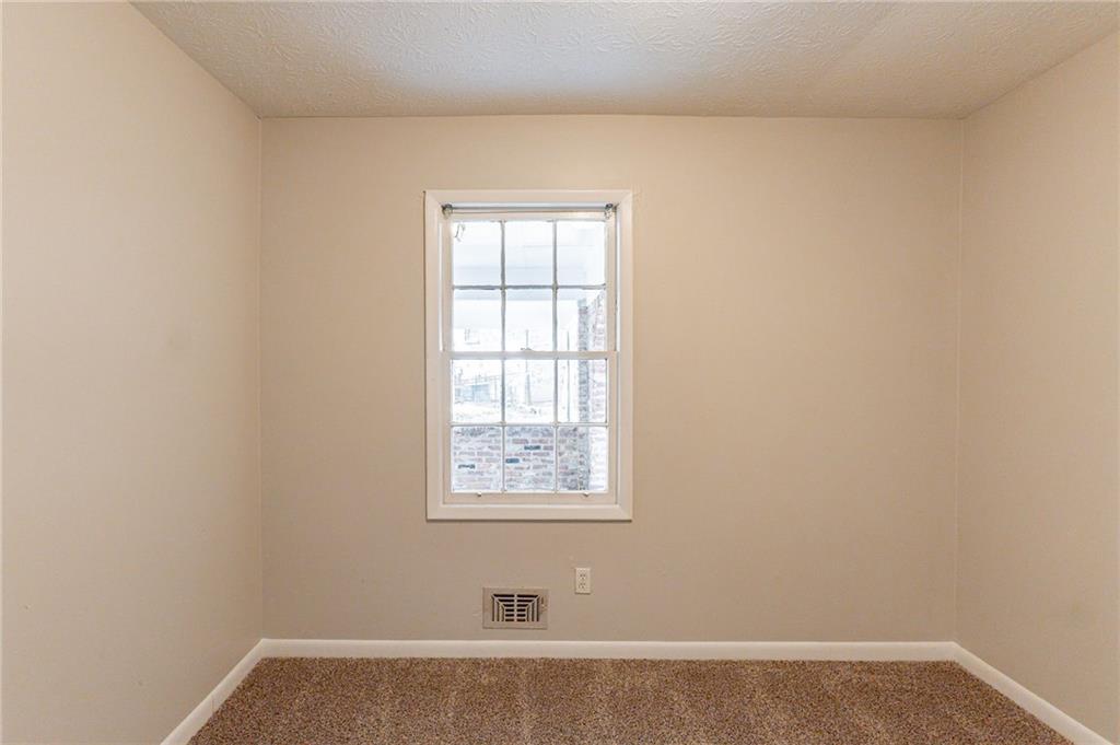 2877 Kensington Way Rex, GA 30273 - Photo 16 of 30