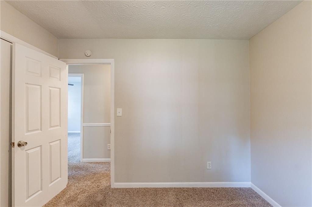 2877 Kensington Way Rex, GA 30273 - Photo 17 of 30