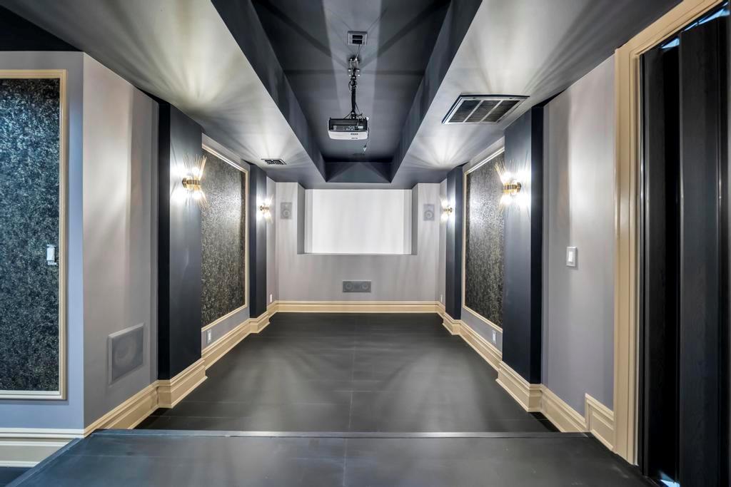 589 Old Bridge Road Northport, NY 11768 - Photo 38 of 40 a view of an entryway