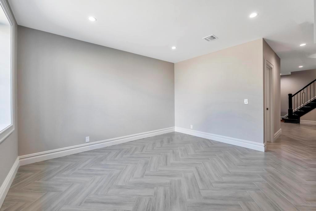 589 Old Bridge Road Northport, NY 11768 - Photo 40 of 40 a view of an empty room