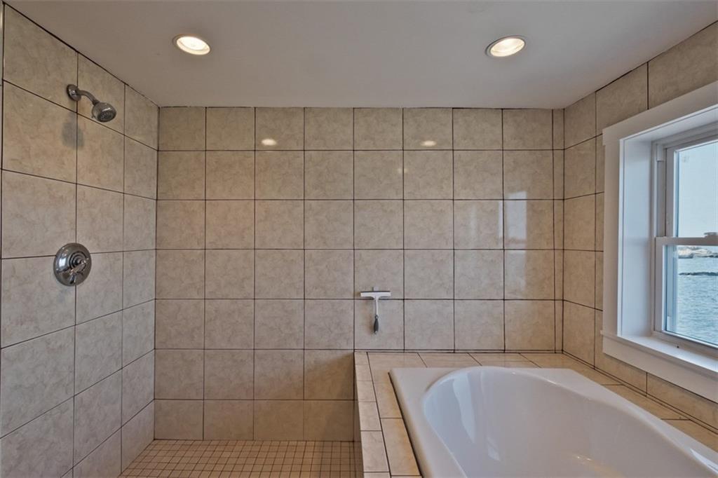 11 Ocean Spray Road Portland, ME 04108 - Photo 20 of 30 Photo