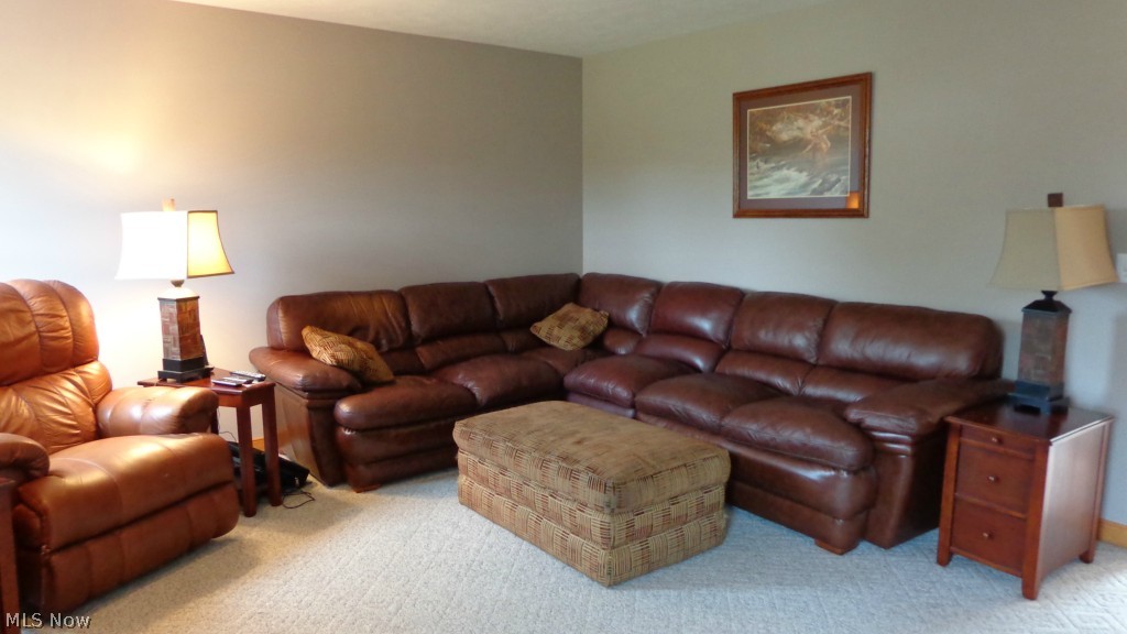 7635 Kniffen Road Painesville, OH 44077 - Photo 8 of 12 Gallery Image 8