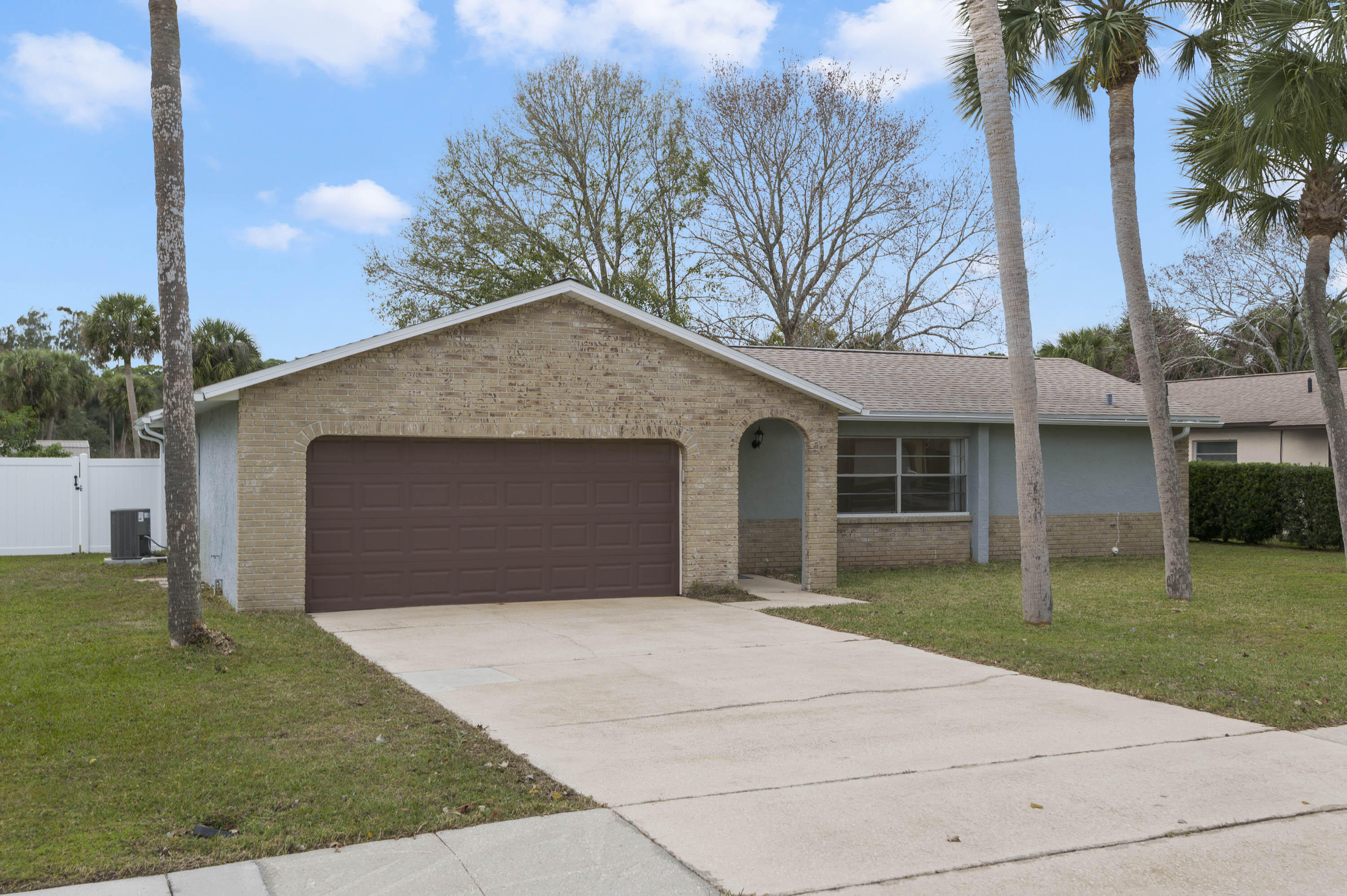 2331 Scotland Road Cocoa, FL 32926 - Photo 20 of 20 a front view of house with yard and trees