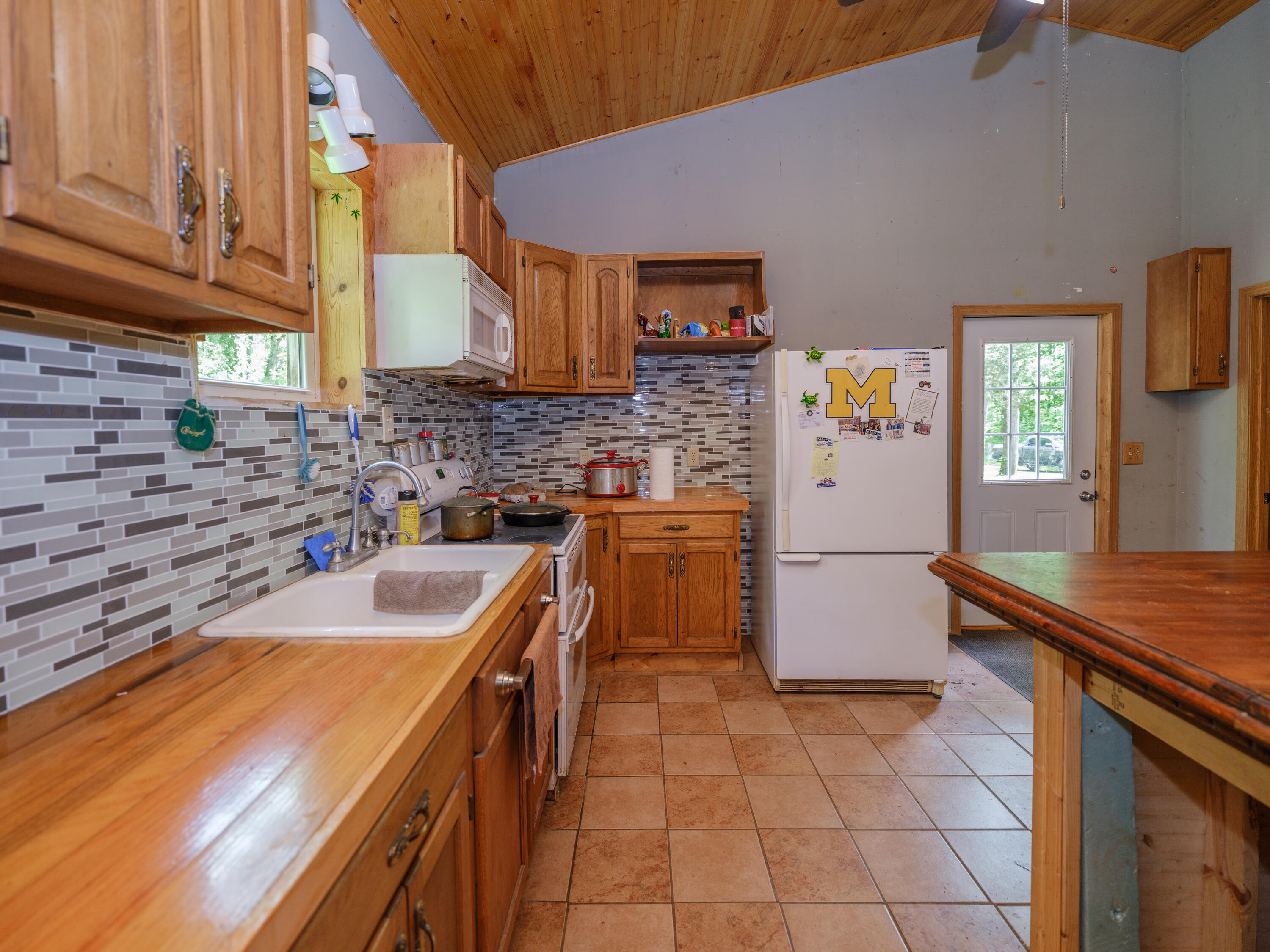 4521 Waldorf Road Delton, MI 49046 - Photo 5 of 31 4521 Wadorf Rd-109