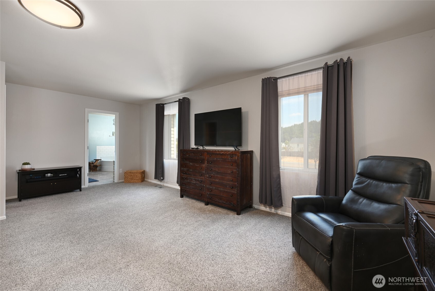 1114 Ross Avenue Northwest Orting, WA 98360 - Photo 19 of 35