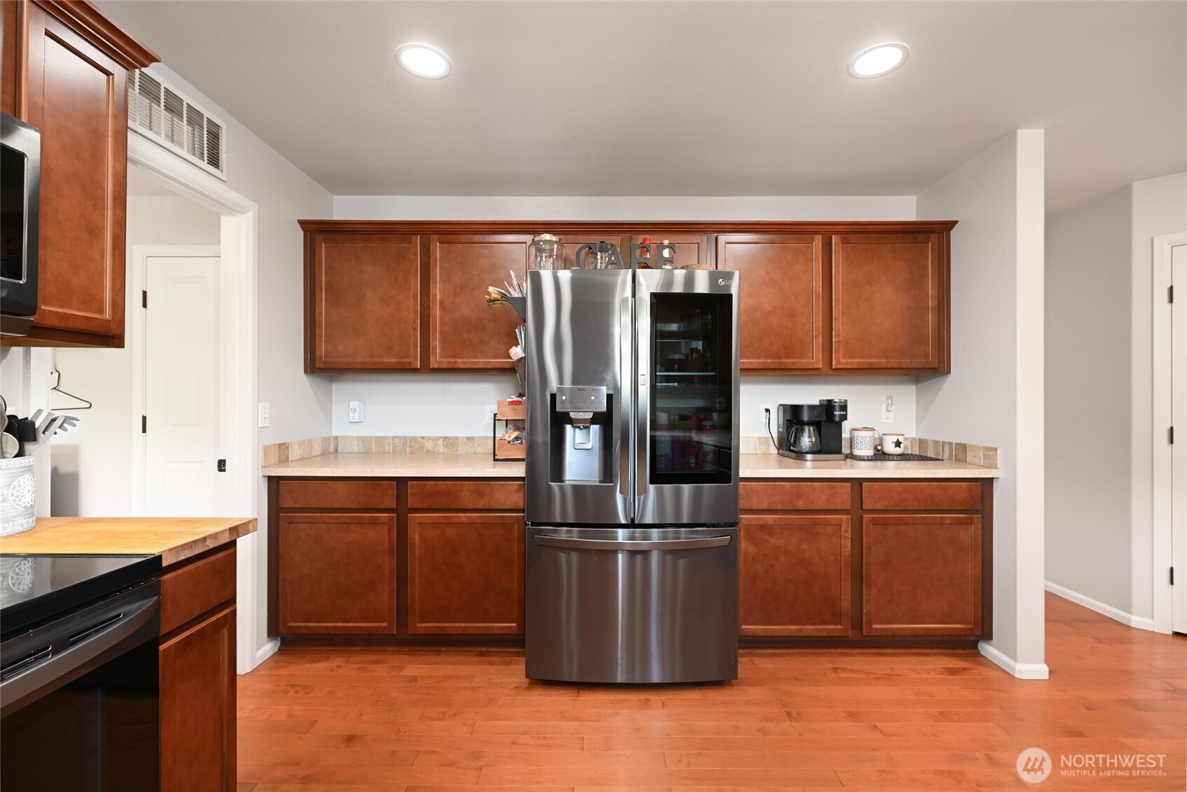 1114 Ross Avenue Northwest Orting, WA 98360 - Photo 10 of 35