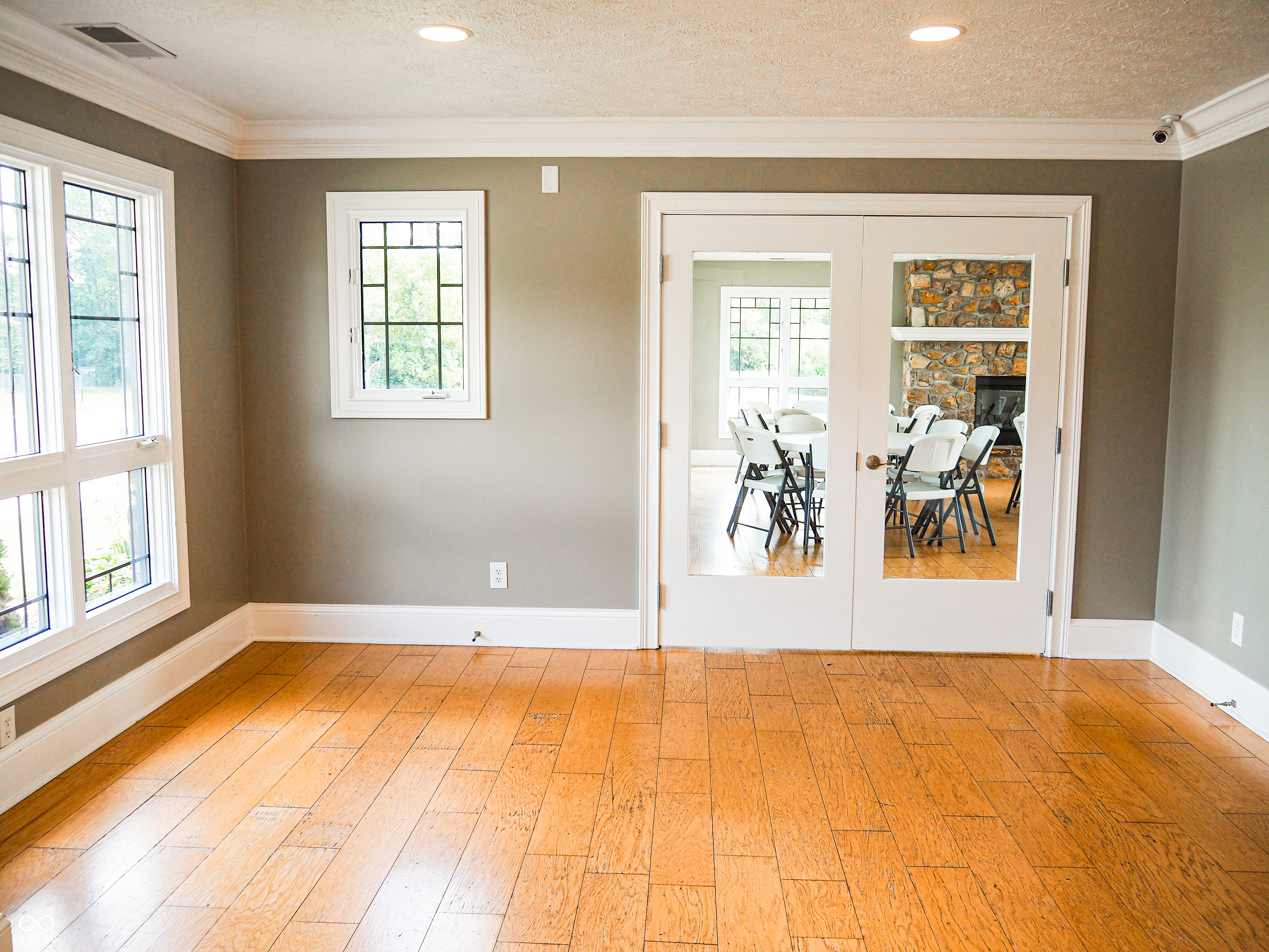 10601 Cumberland Road Fishers, IN 46037 - Photo 21 of 42