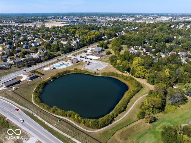 $875,000 | 10601 Cumberland Road, Fishers, IN 46037