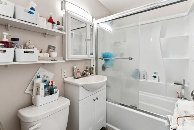 a view of a room with washer and dryer