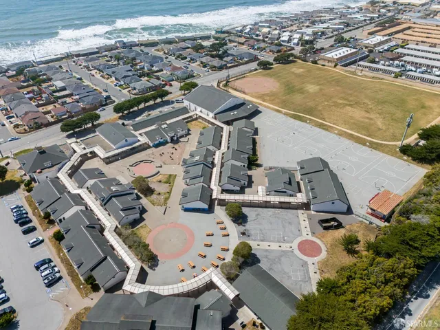 $1,288,800 | 656 Forest Lake Drive, Pacifica, CA 94044