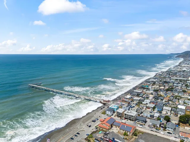 $1,288,800 | 656 Forest Lake Drive, Pacifica, CA 94044