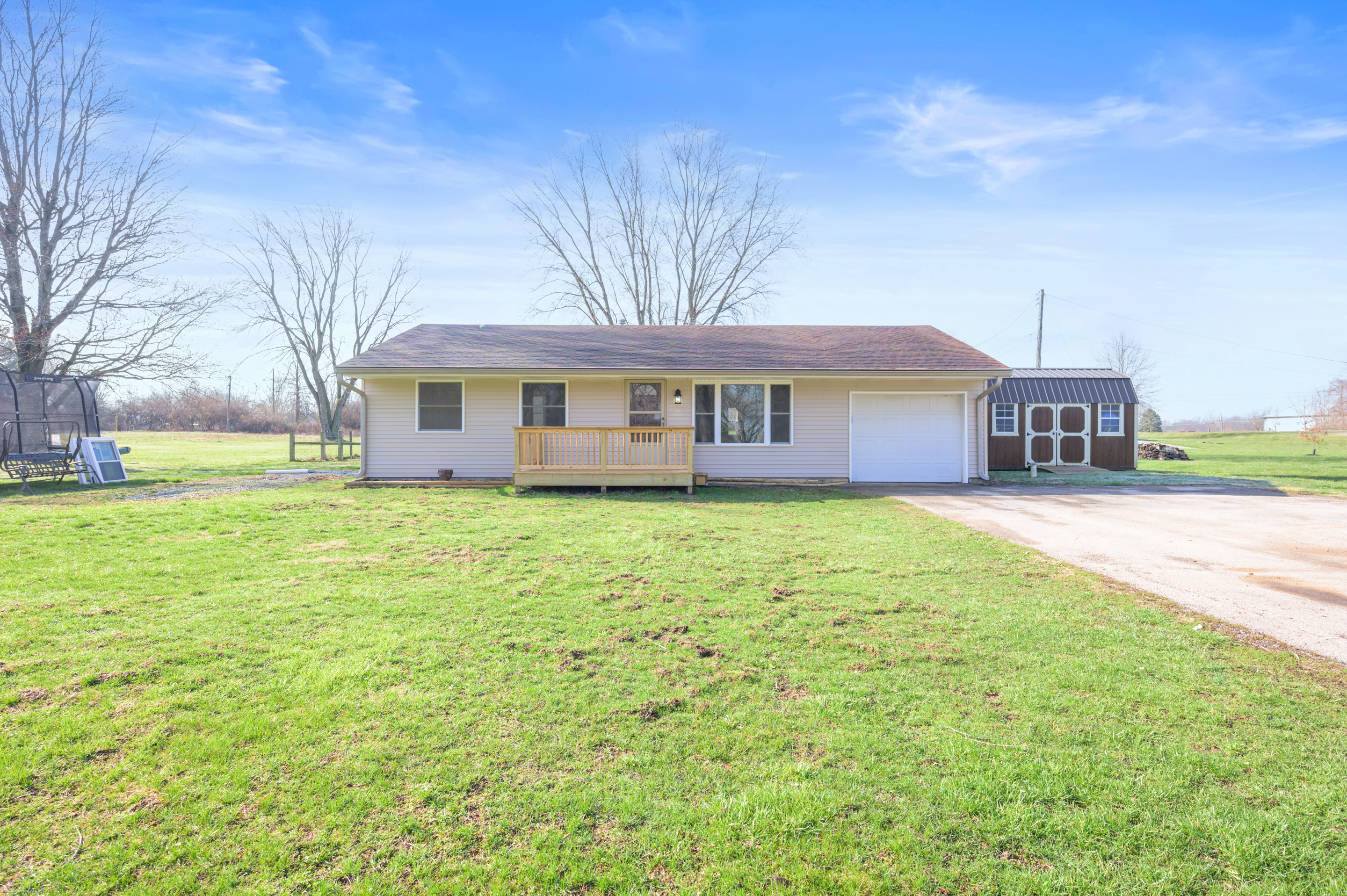 3115 Chapel Road Anderson, IN 46012 - Photo 2 of 23