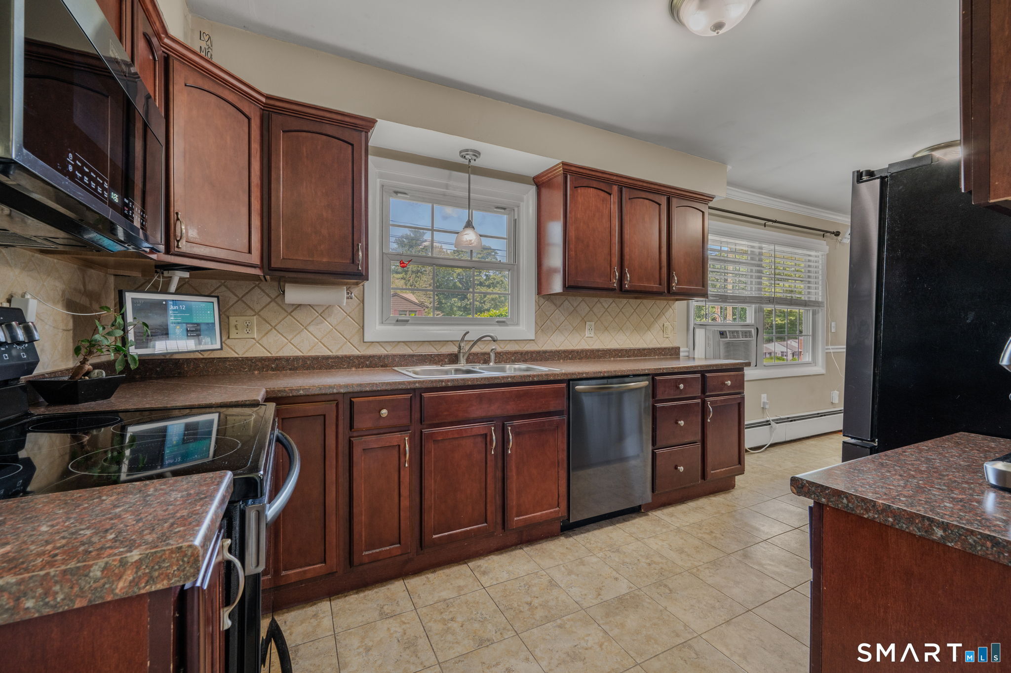 40 Porach Road Montville, CT 06382 - Photo 14 of 38