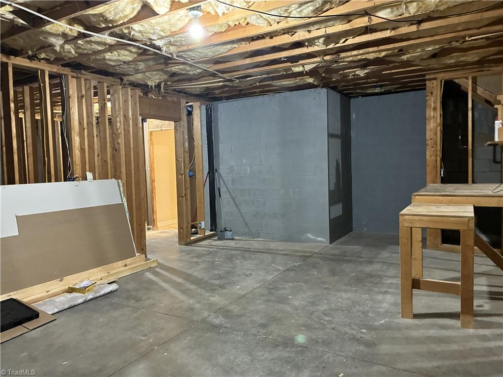 4108 Rock Hill Road Pfafftown, NC 27040 - Photo 34 of 38