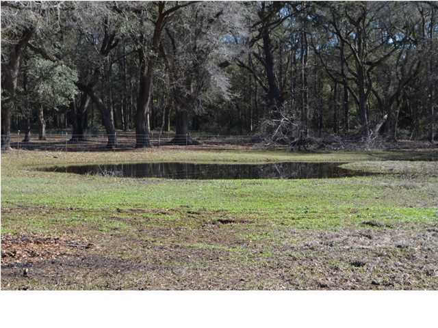 4568 Franton Road Holt, FL 32564 - Photo 3 of 24 Gallery Image 3